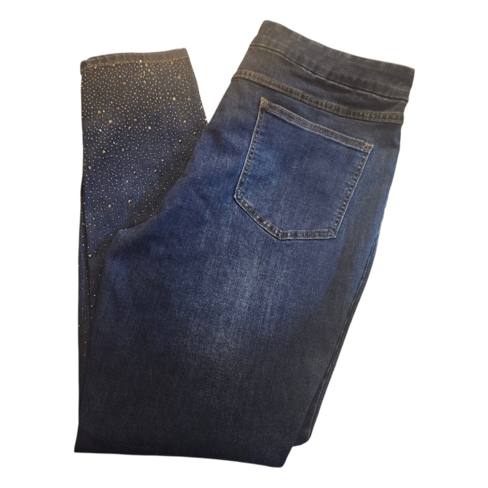 🇨🇦Tribal Stud Embellished Blue Jeans. Jeggings.